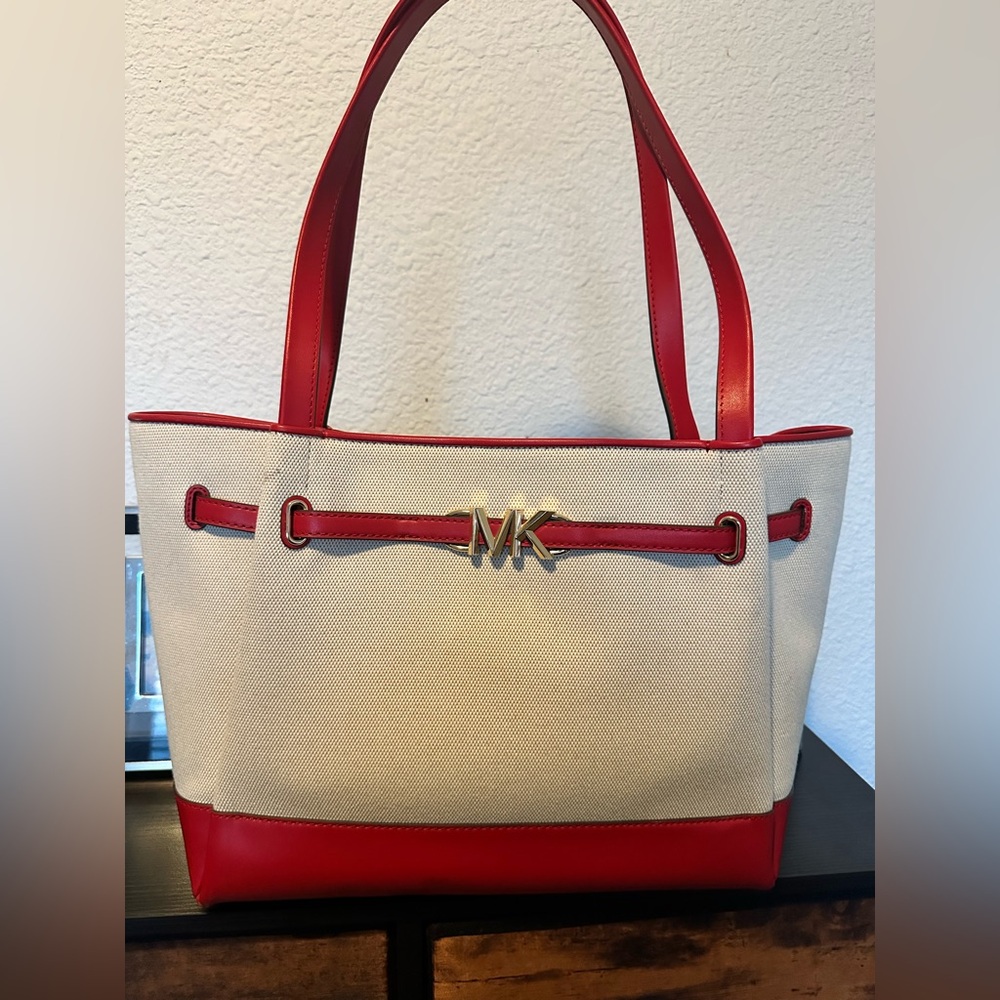 Michael Kors tote